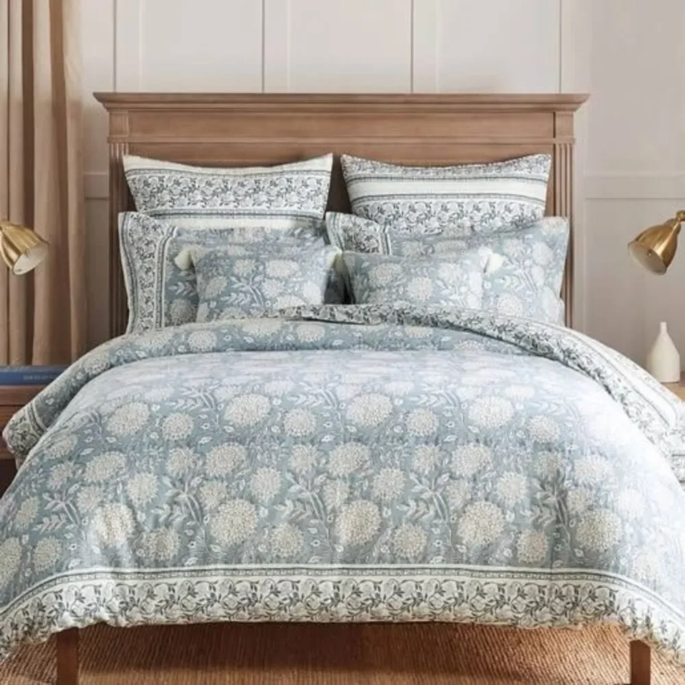 3 Pieces King/Cal-King Comforter Set Levtex Home NEW
